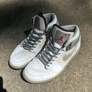 Air Jordan 1 Retro ‘89 White Cement